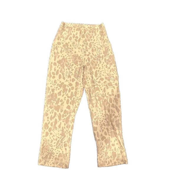 Lululemon Align High‑Rise Crop Cheetah Camo Antique White Women’s Size 2 - Picture 1 of 4